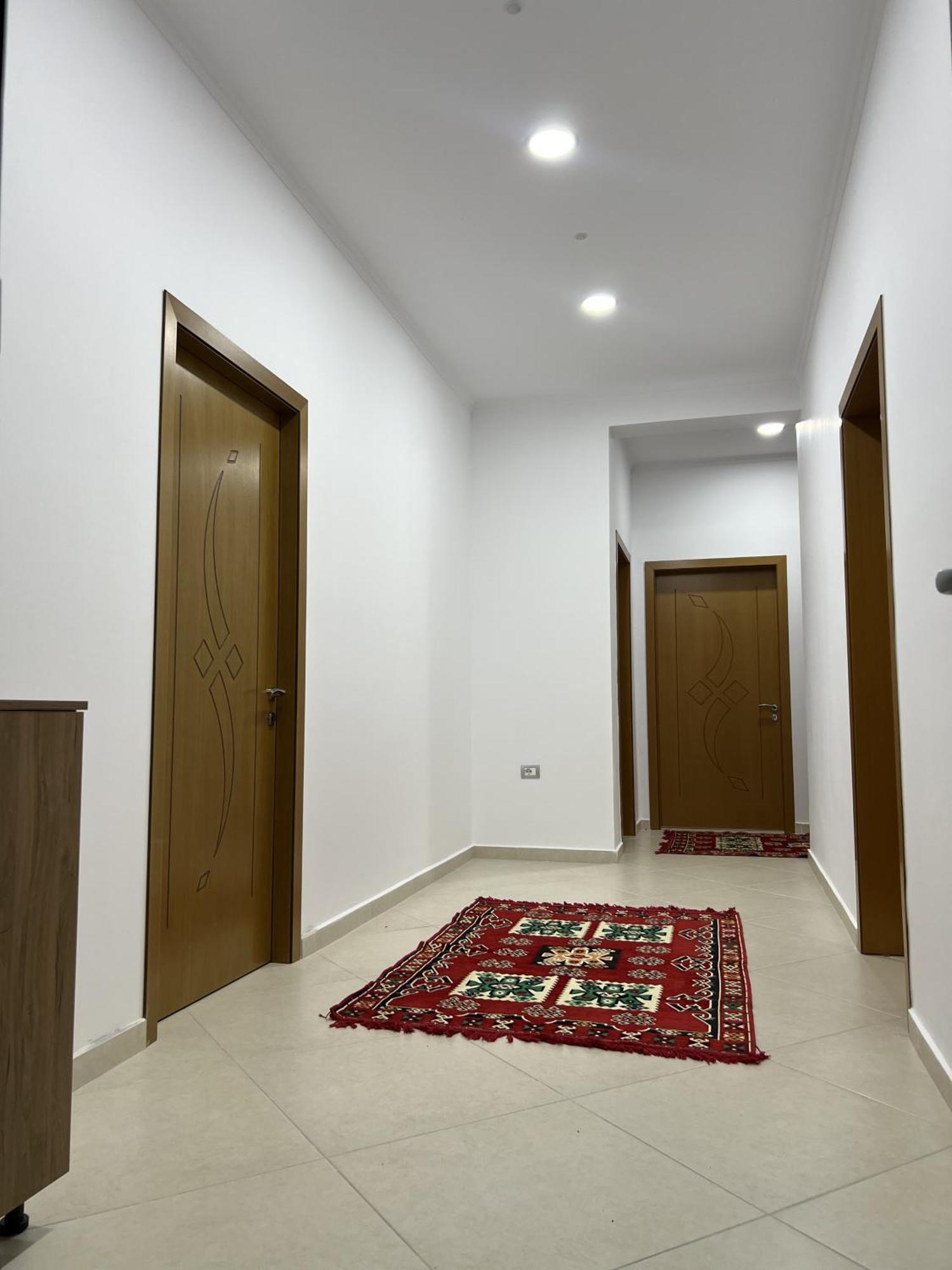 Guesthouse Osumi Berat Ngoại thất bức ảnh