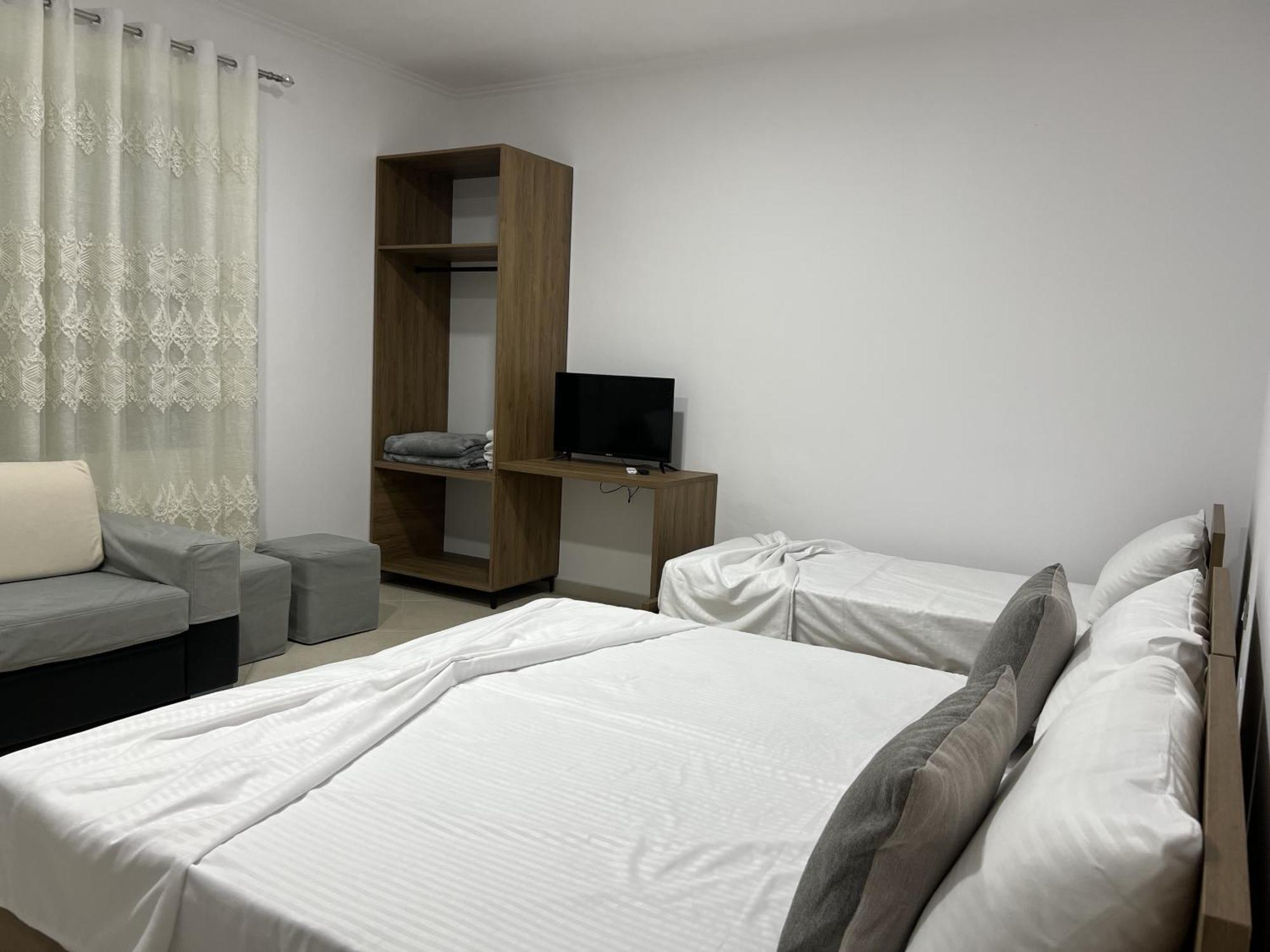 Guesthouse Osumi Berat Ngoại thất bức ảnh