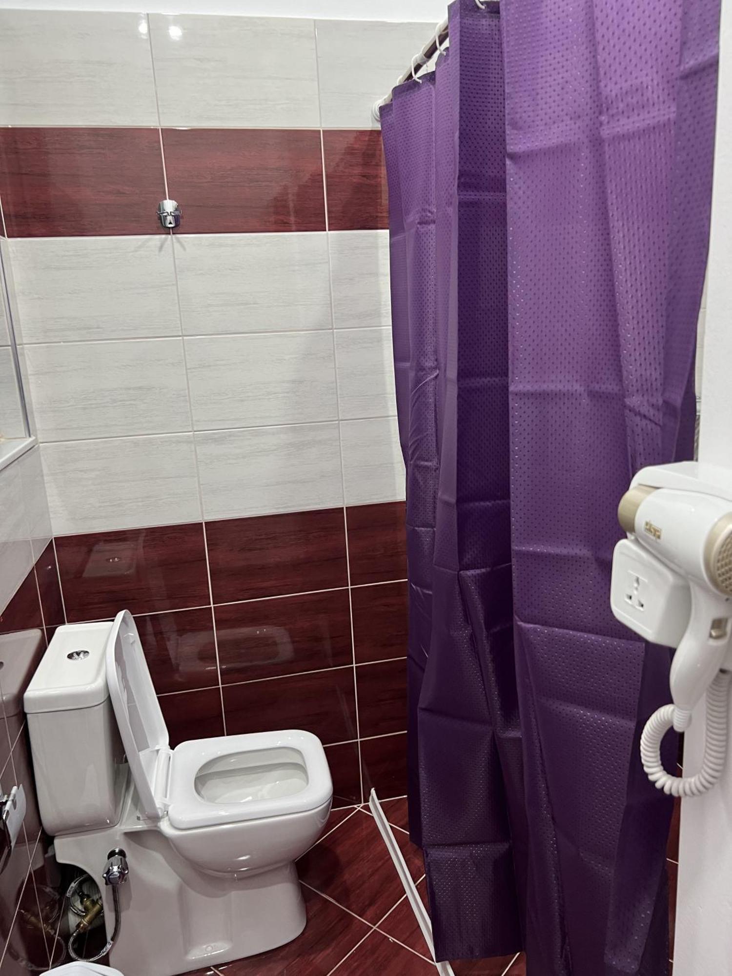 Guesthouse Osumi Berat Ngoại thất bức ảnh